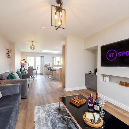 The Oaklands - Luxury Spacious 6-Bed, Near Solihull, Birmingham City, Jlr, Nec, Airport, Resorts World, Hs2 Exteriör bild