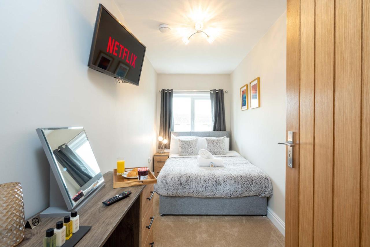 The Oaklands - Luxury Spacious 6-Bed, Near Solihull, Birmingham City, Jlr, Nec, Airport, Resorts World, Hs2 Exteriör bild