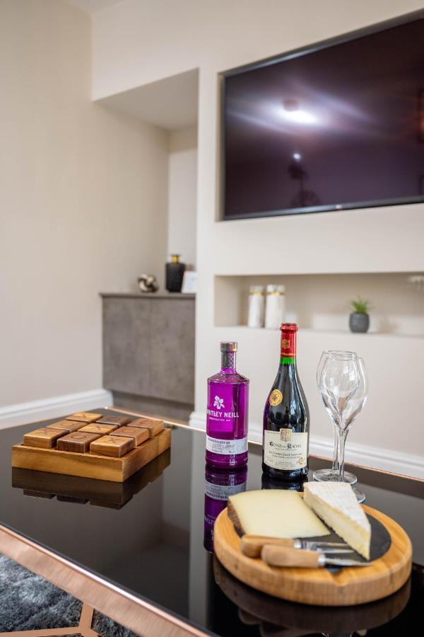 The Oaklands - Luxury Spacious 6-Bed, Near Solihull, Birmingham City, Jlr, Nec, Airport, Resorts World, Hs2 Exteriör bild